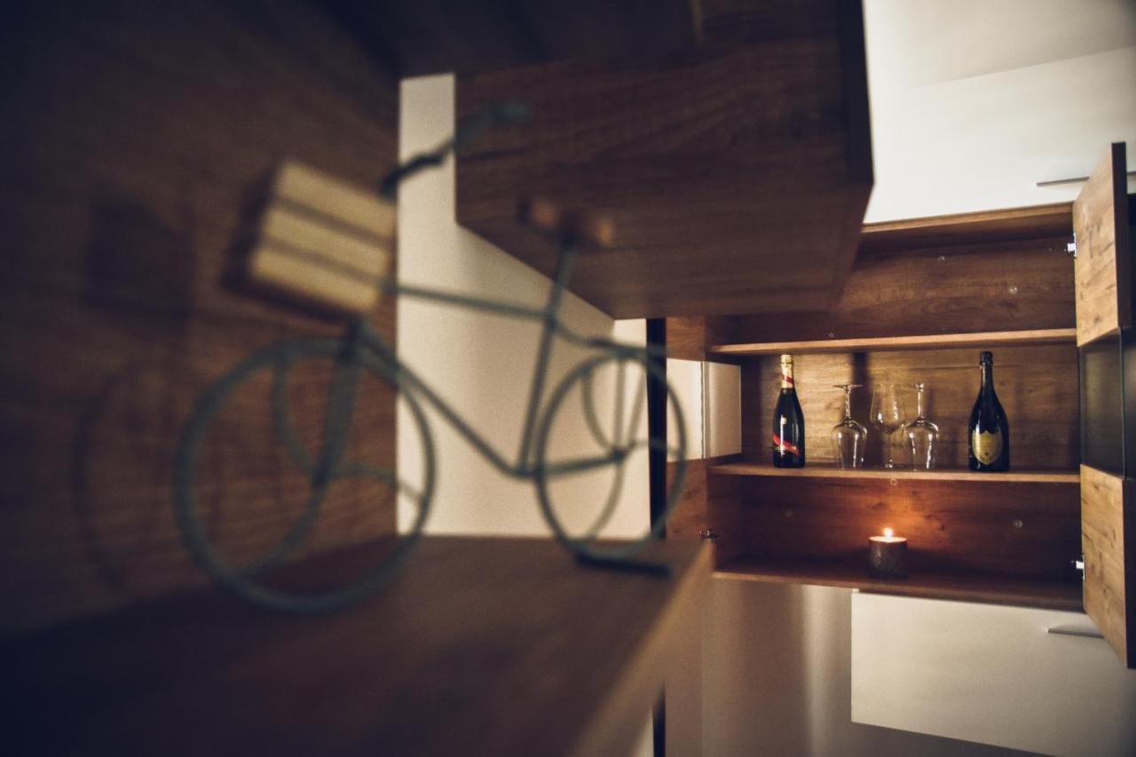 Casa Dell Arco Apartment Bari Luaran gambar