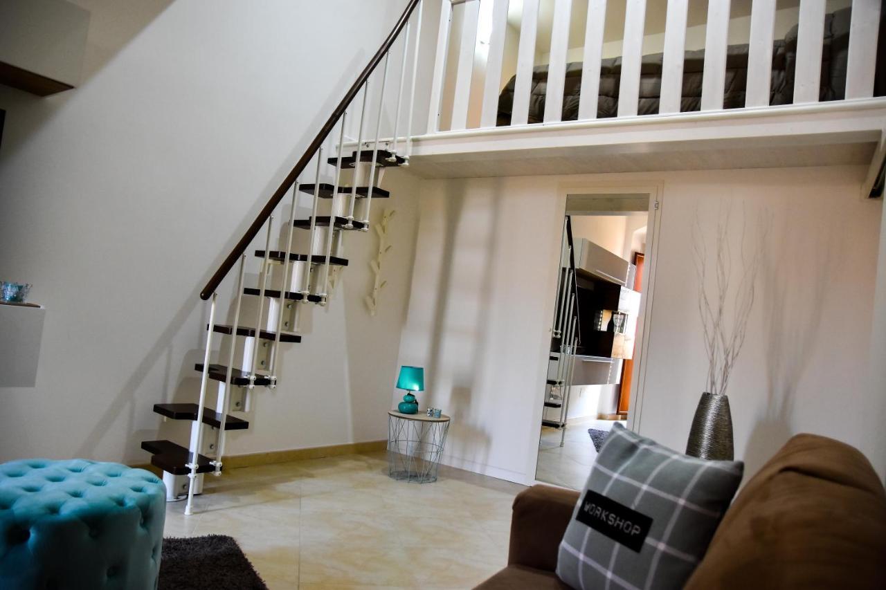 Casa Dell Arco Apartment Bari Luaran gambar